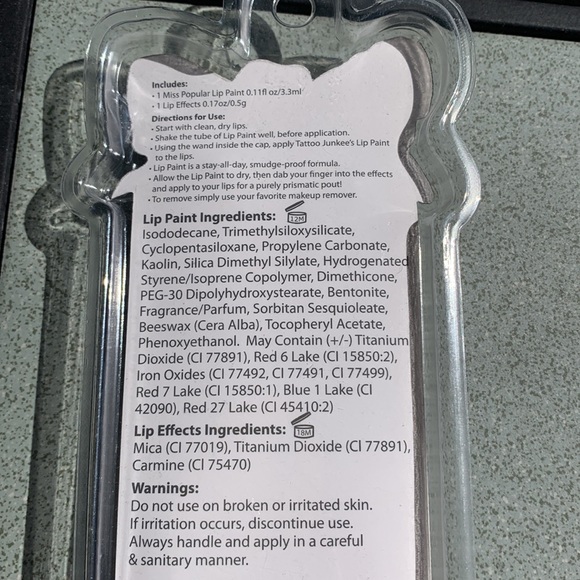 Tattoo Junkie MISS POPULAR matte lipstick smudge proof and sparkle - Picture 3 of 5